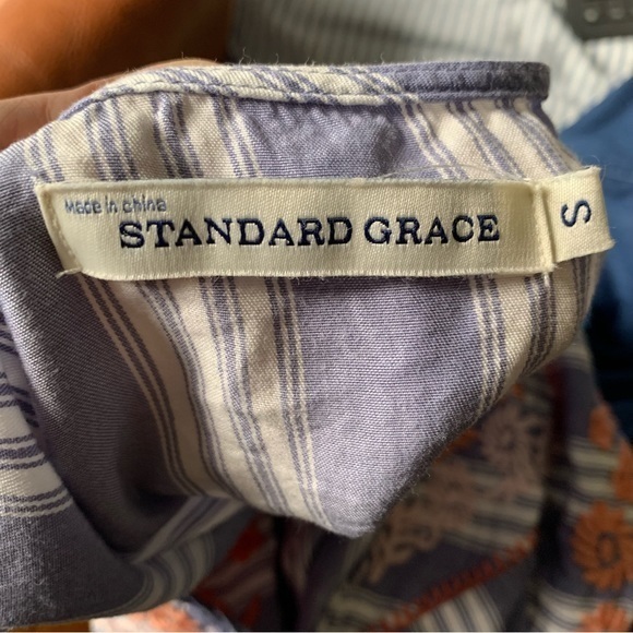 STANDARD GRACE Striped‎ Embroidered Short Sleeve Blouse Sz Sm - Picture 3 of 4